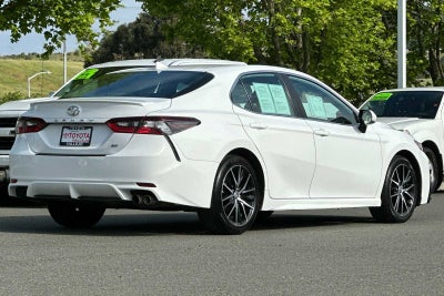 2023 Toyota Camry SE 4D Sedan