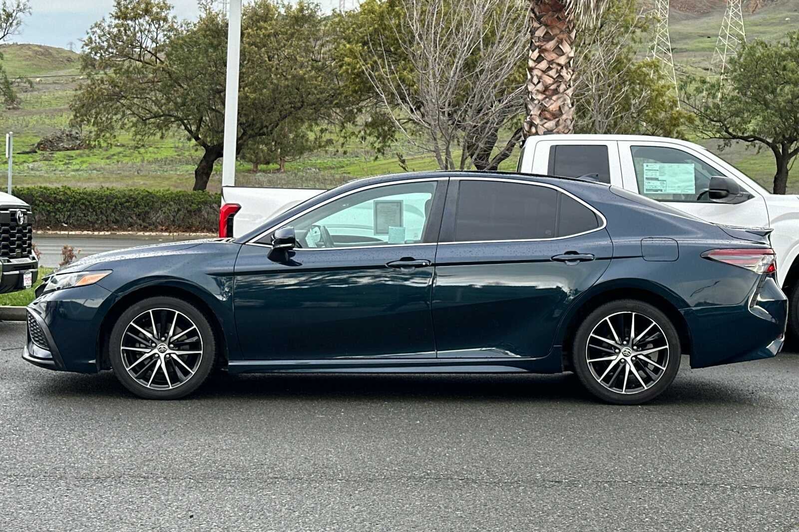 2021 Toyota Camry 2.5L SE