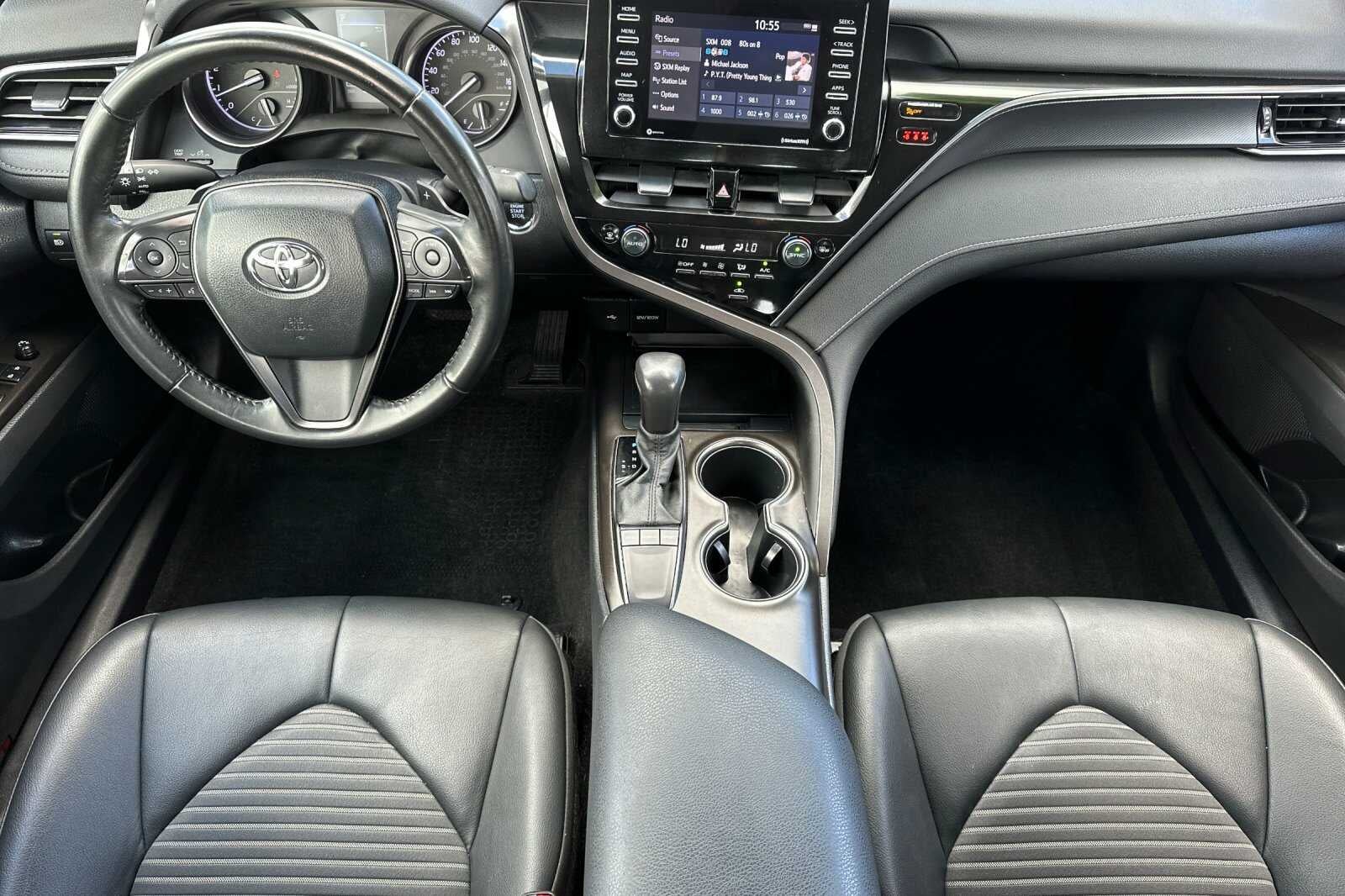 2023 Toyota Camry SE 4D Sedan