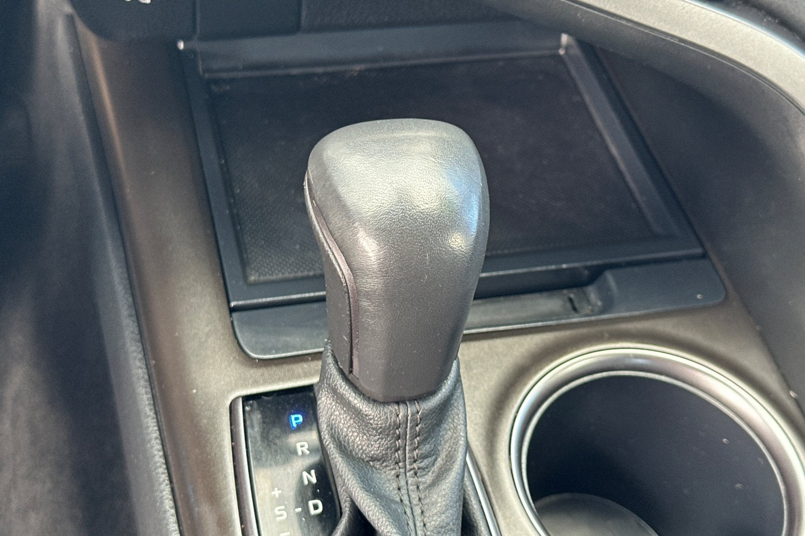 2023 Toyota Camry SE 4D Sedan