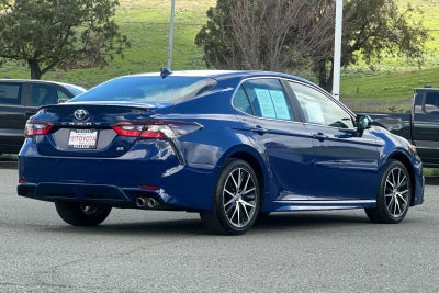2023 Toyota Camry SE 4D Sedan