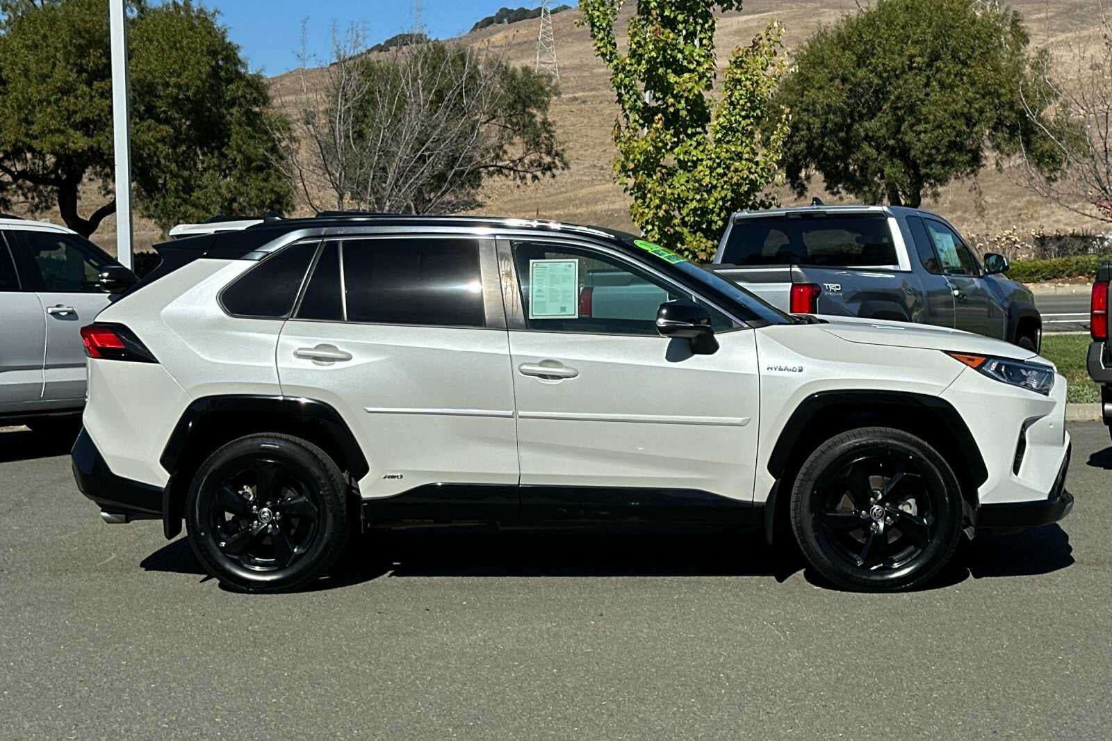 2021 Toyota RAV4 Hybrid XSE