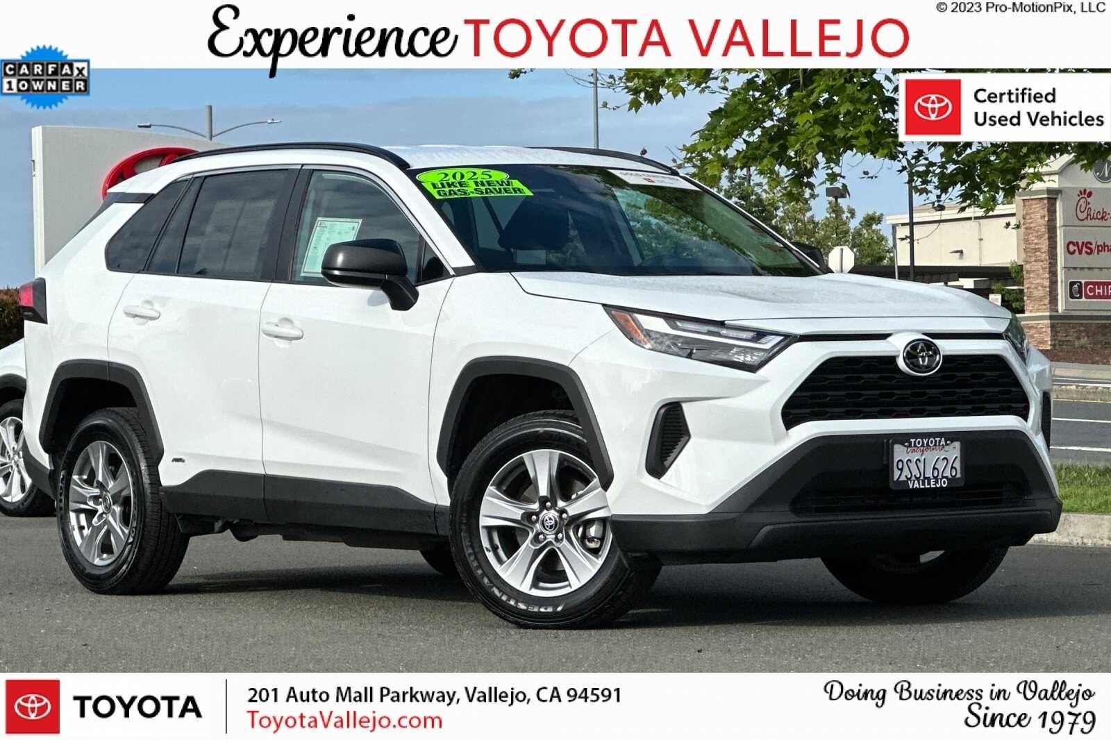 2025 Toyota RAV4 Hybrid LE