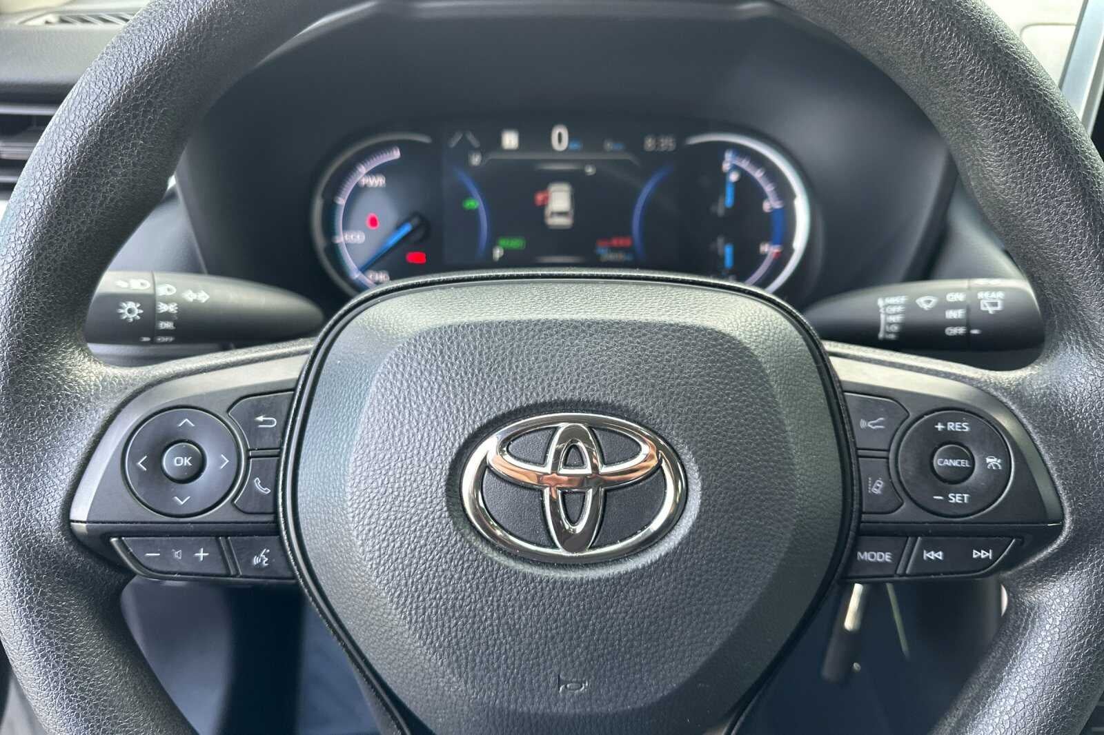 2025 Toyota RAV4 Hybrid LE