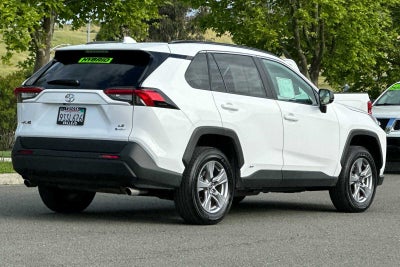2025 Toyota RAV4 Hybrid LE