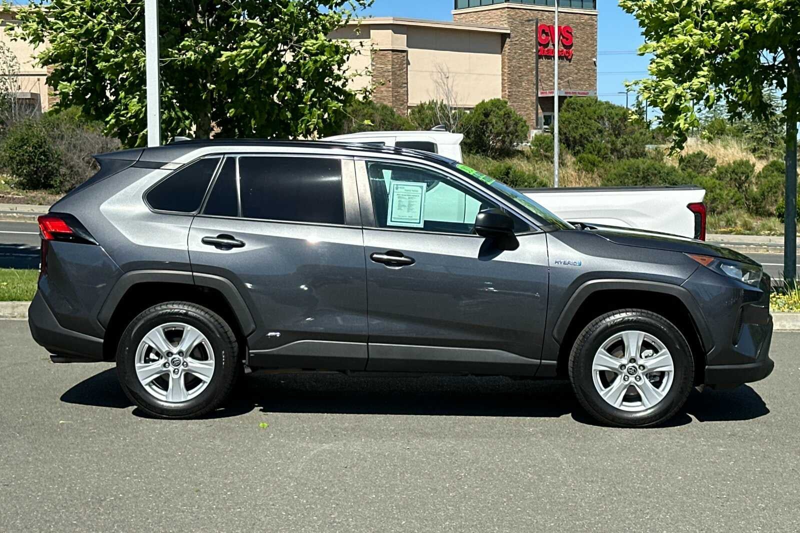 2021 Toyota RAV4 Hybrid LE