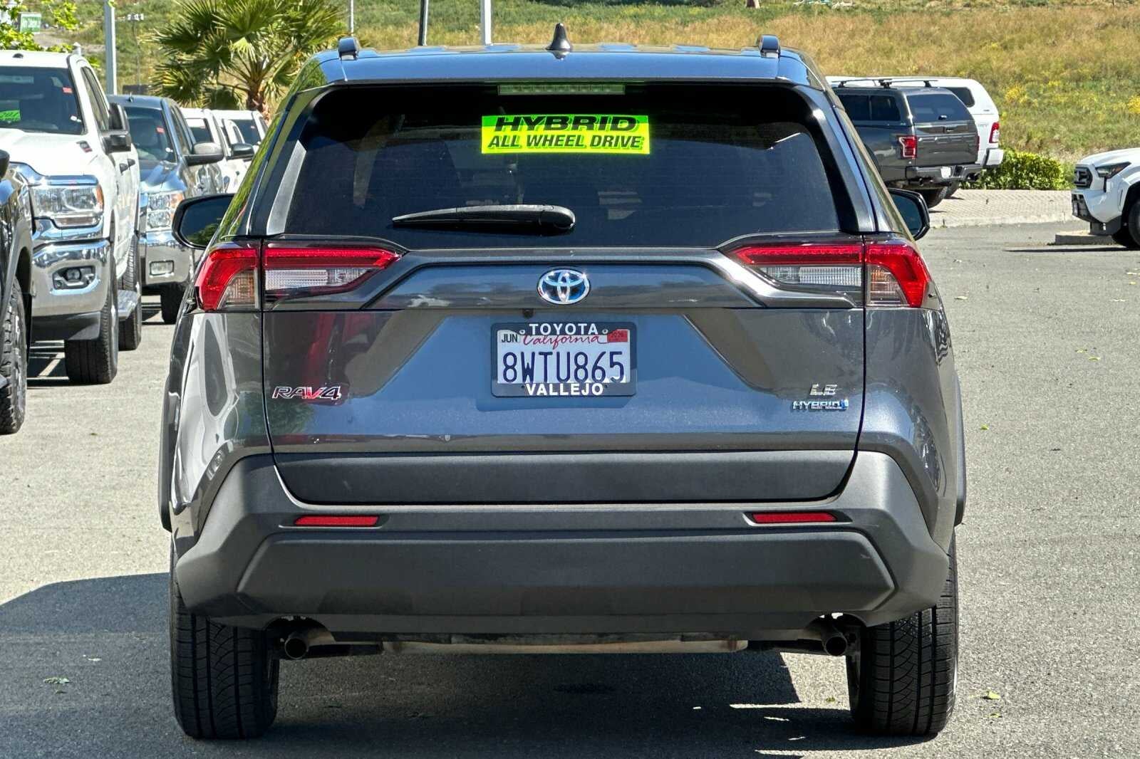 2021 Toyota RAV4 Hybrid LE