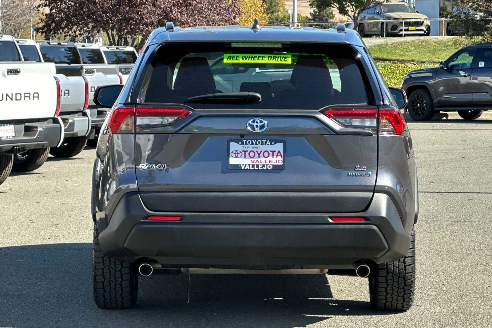 2024 Toyota RAV4 Hybrid LE