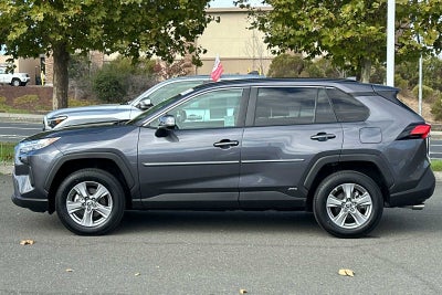 2024 Toyota RAV4 Hybrid LE