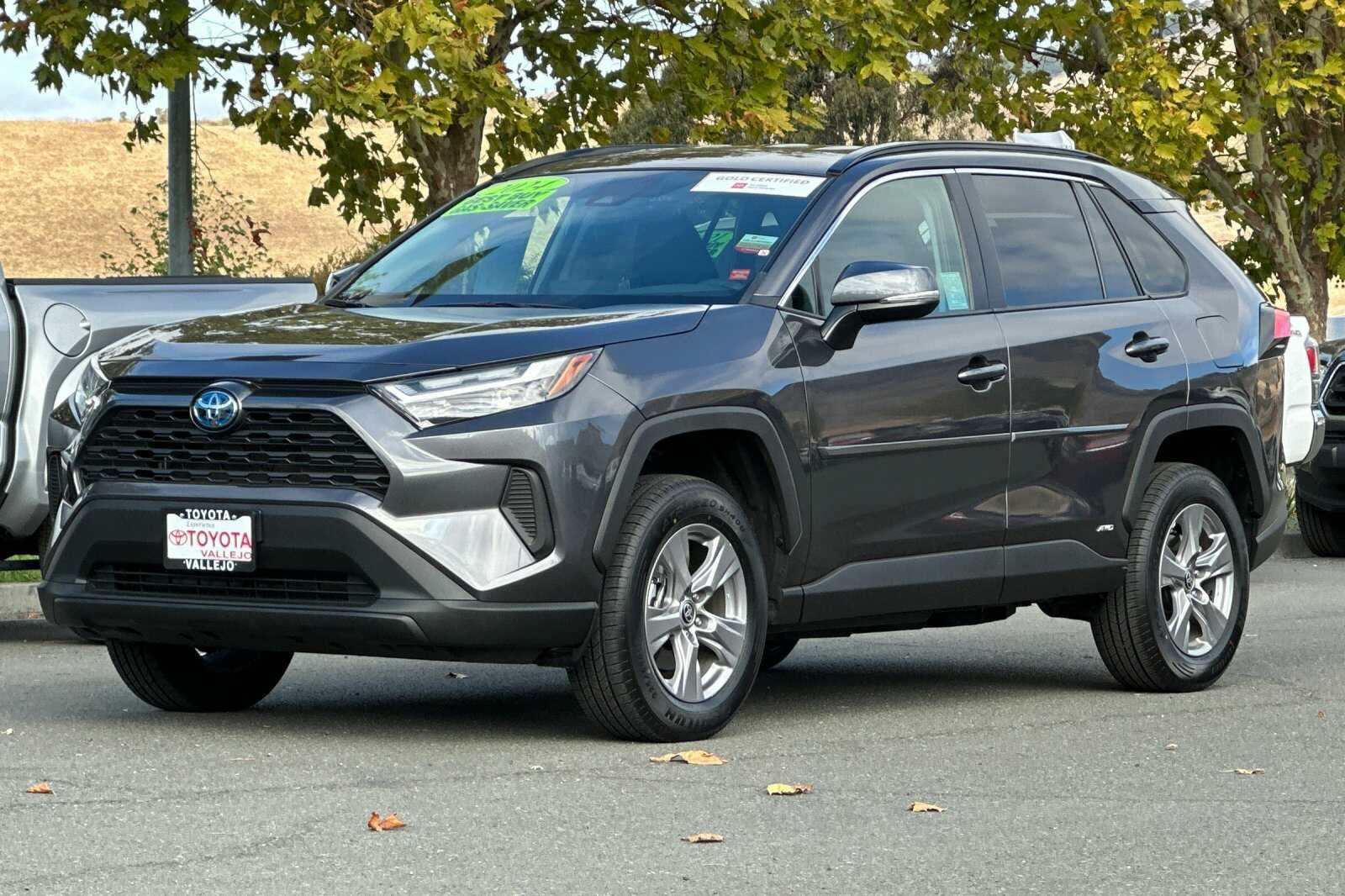 2024 Toyota RAV4 Hybrid LE