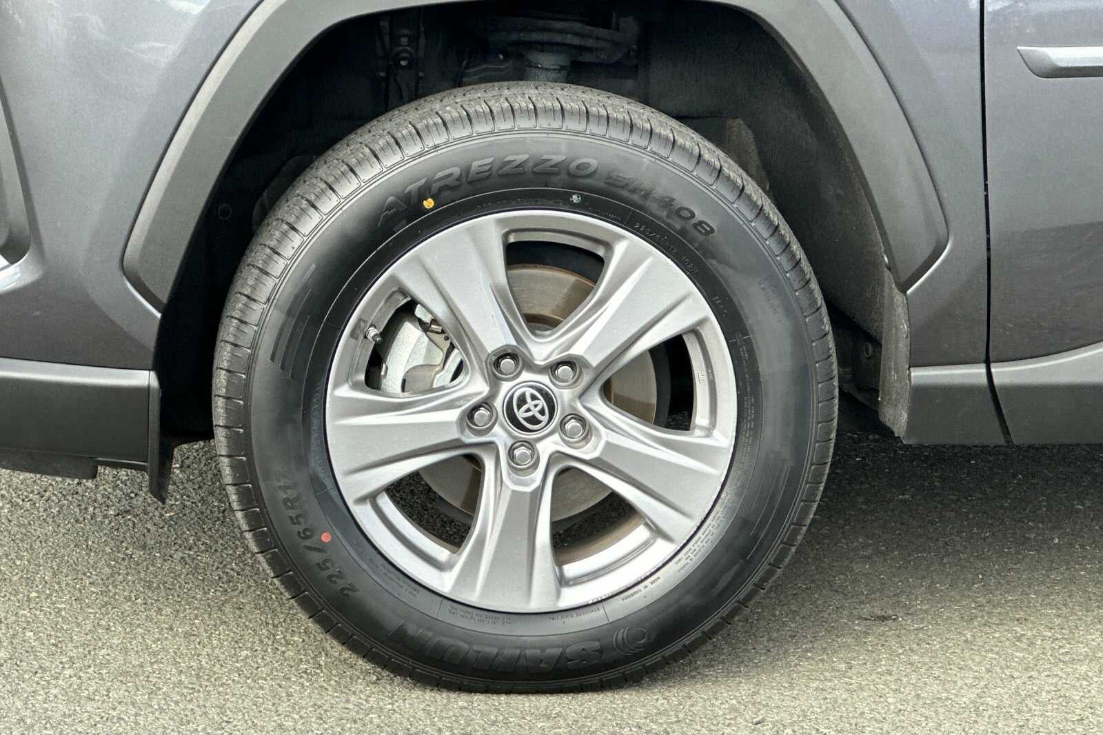 2024 Toyota RAV4 Hybrid LE