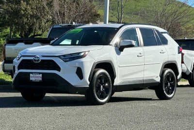 2023 Toyota RAV4 Hybrid LE