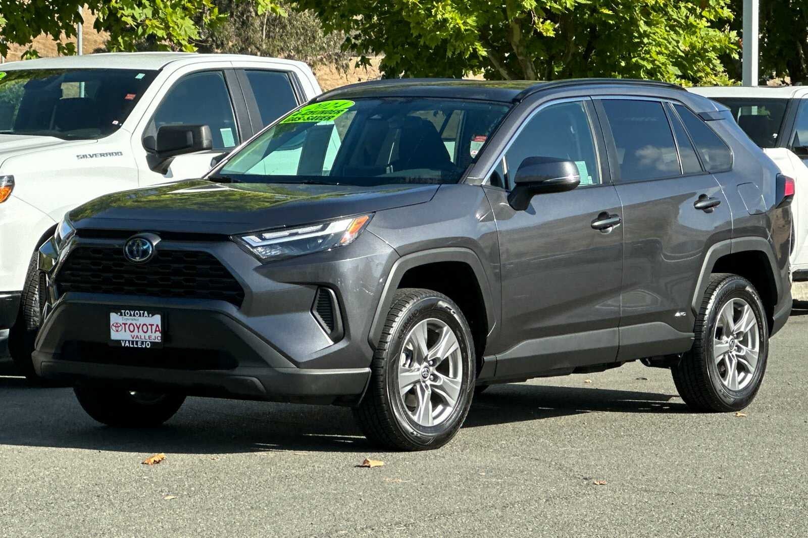 2024 Toyota RAV4 Hybrid XLE