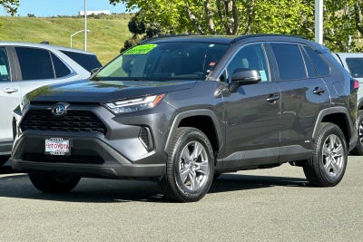 2022 Toyota RAV4 Hybrid XLE