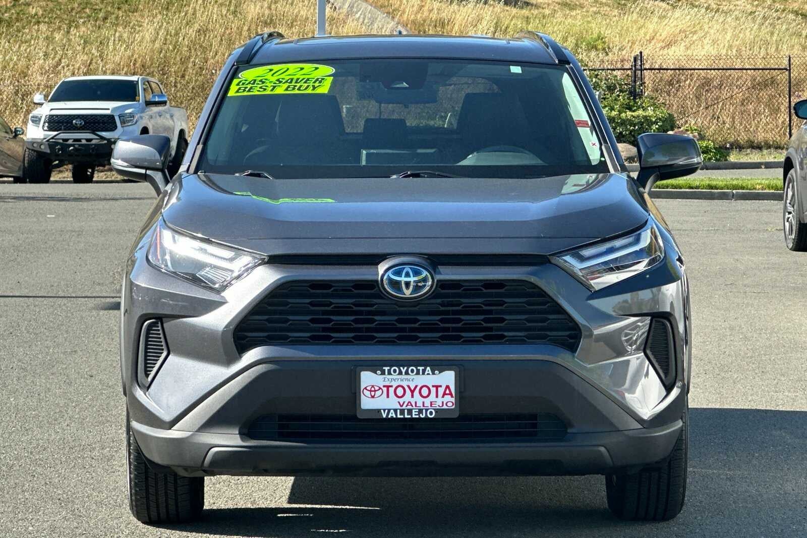 2022 Toyota RAV4 Hybrid XLE