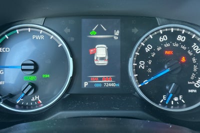 2022 Toyota RAV4 Hybrid XLE