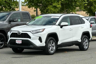 2025 Toyota RAV4 Hybrid XLE