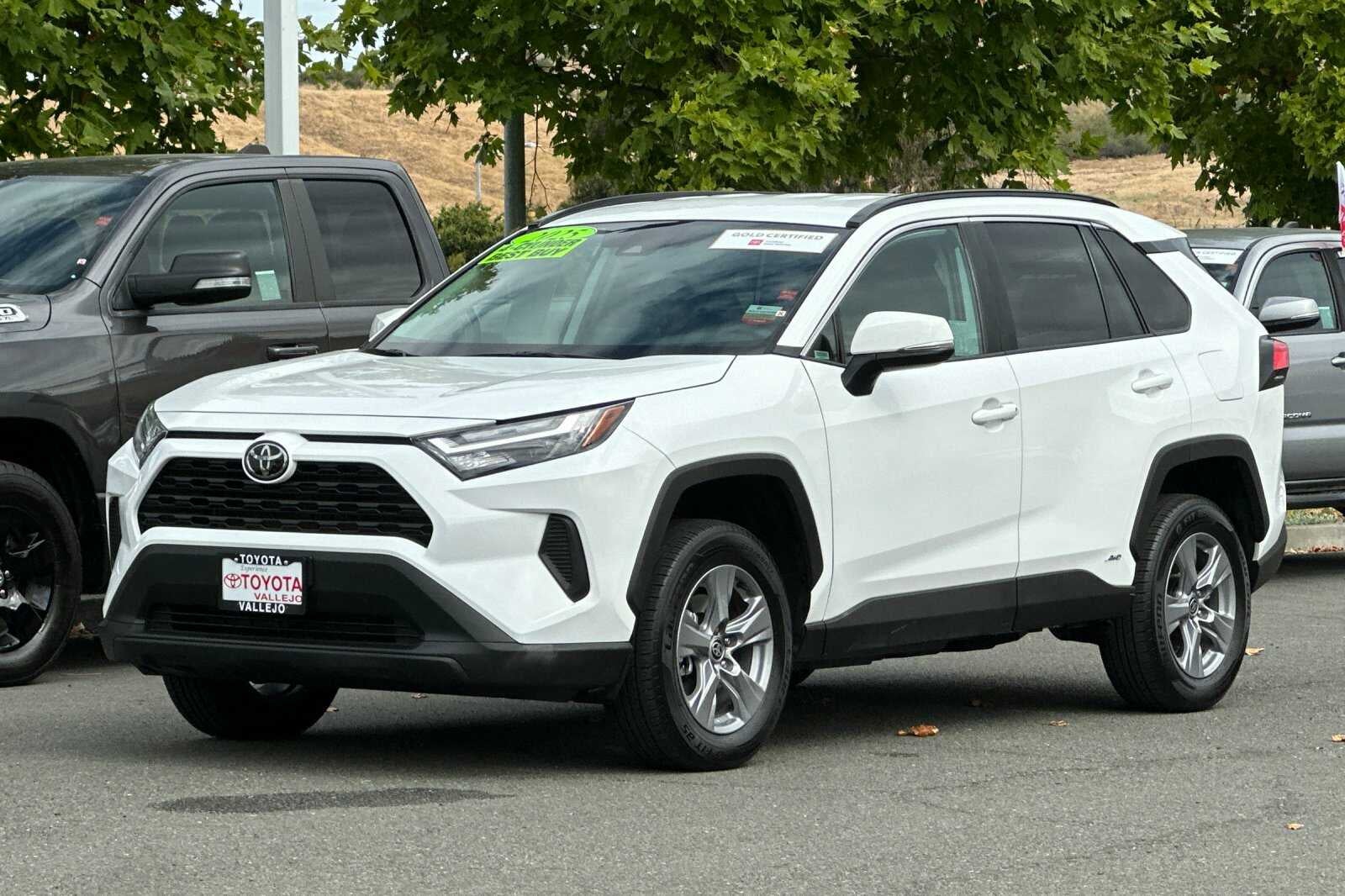 2025 Toyota RAV4 Hybrid XLE