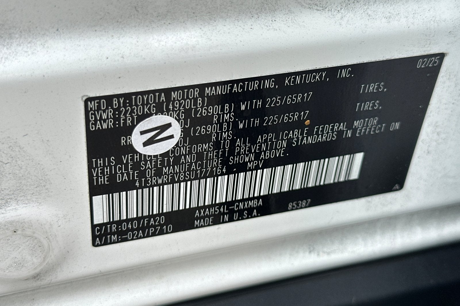 2025 Toyota RAV4 Hybrid XLE