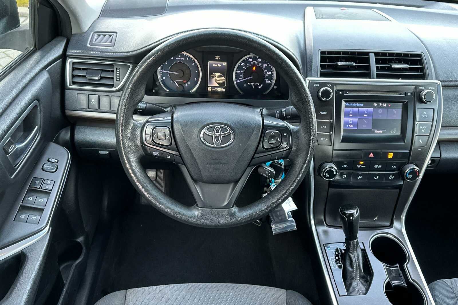 2016 Toyota Camry LE 4D Sedan