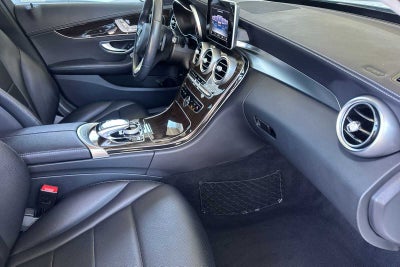 2016 Mercedes-Benz C-Class C 300 4D Sedan