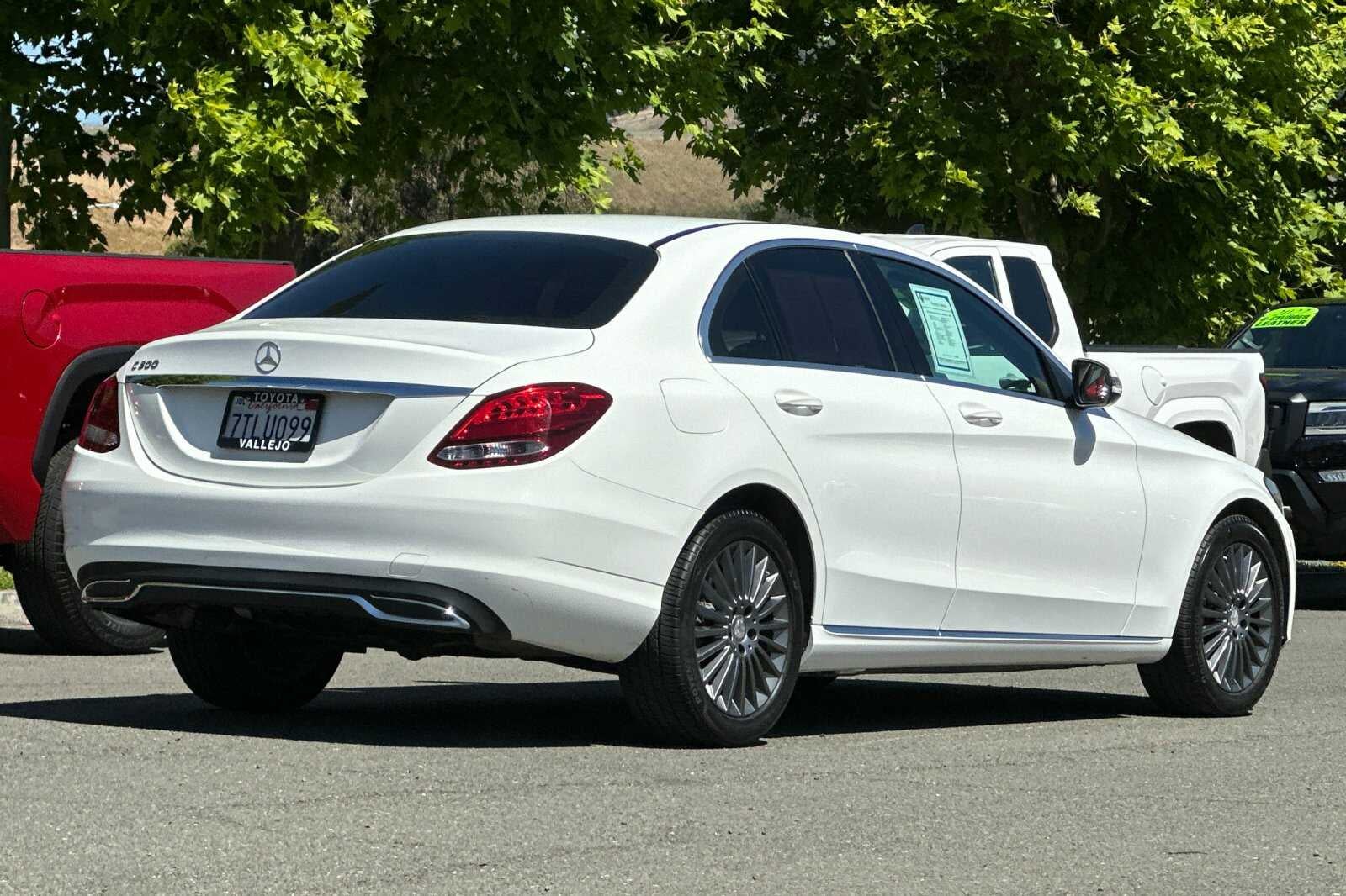2016 Mercedes-Benz C-Class C 300 4D Sedan