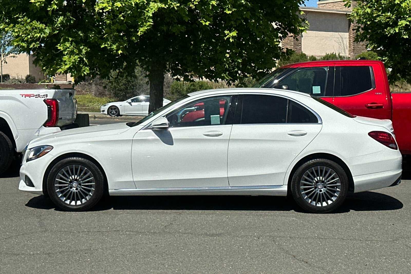 2016 Mercedes-Benz C-Class C 300 4D Sedan