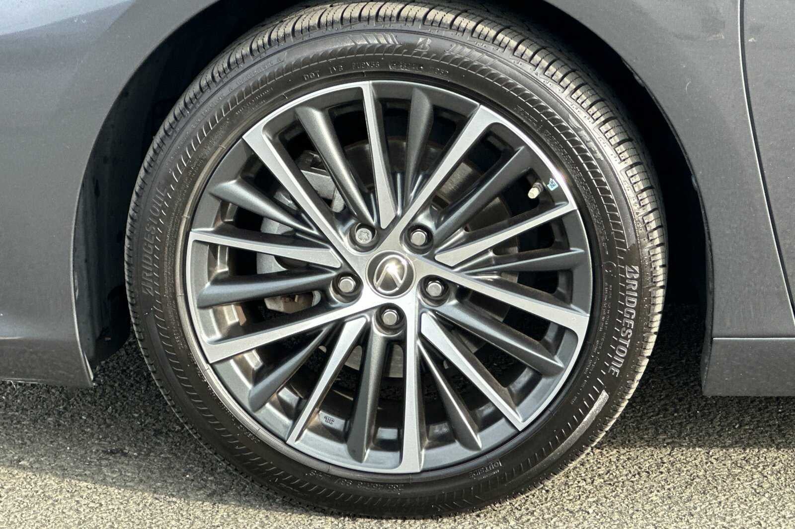 2022 Lexus ES ES 300h