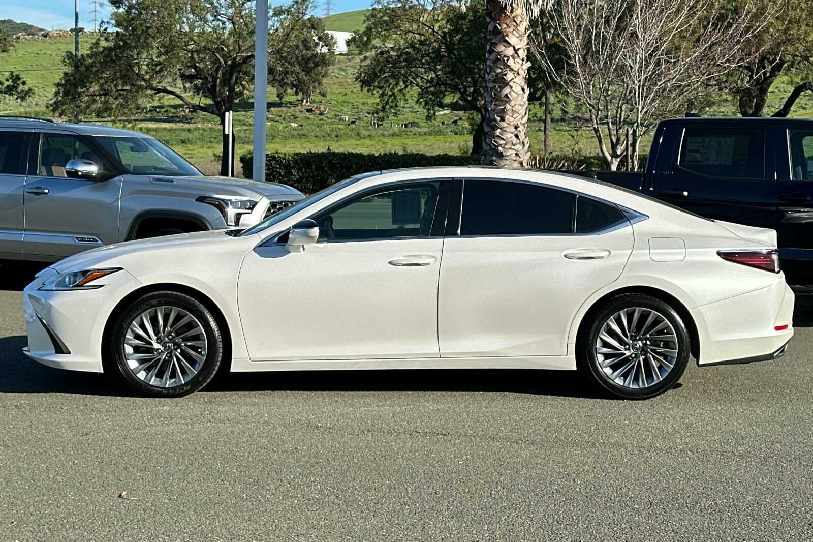 2020 Lexus ES ES 350 Luxury