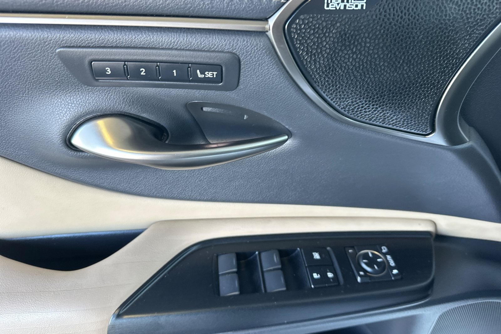 2020 Lexus ES ES 350 Luxury