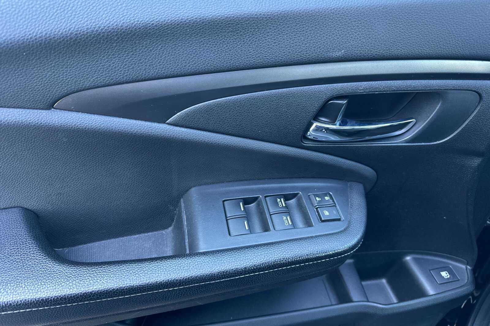 2017 Honda Ridgeline RTL-T