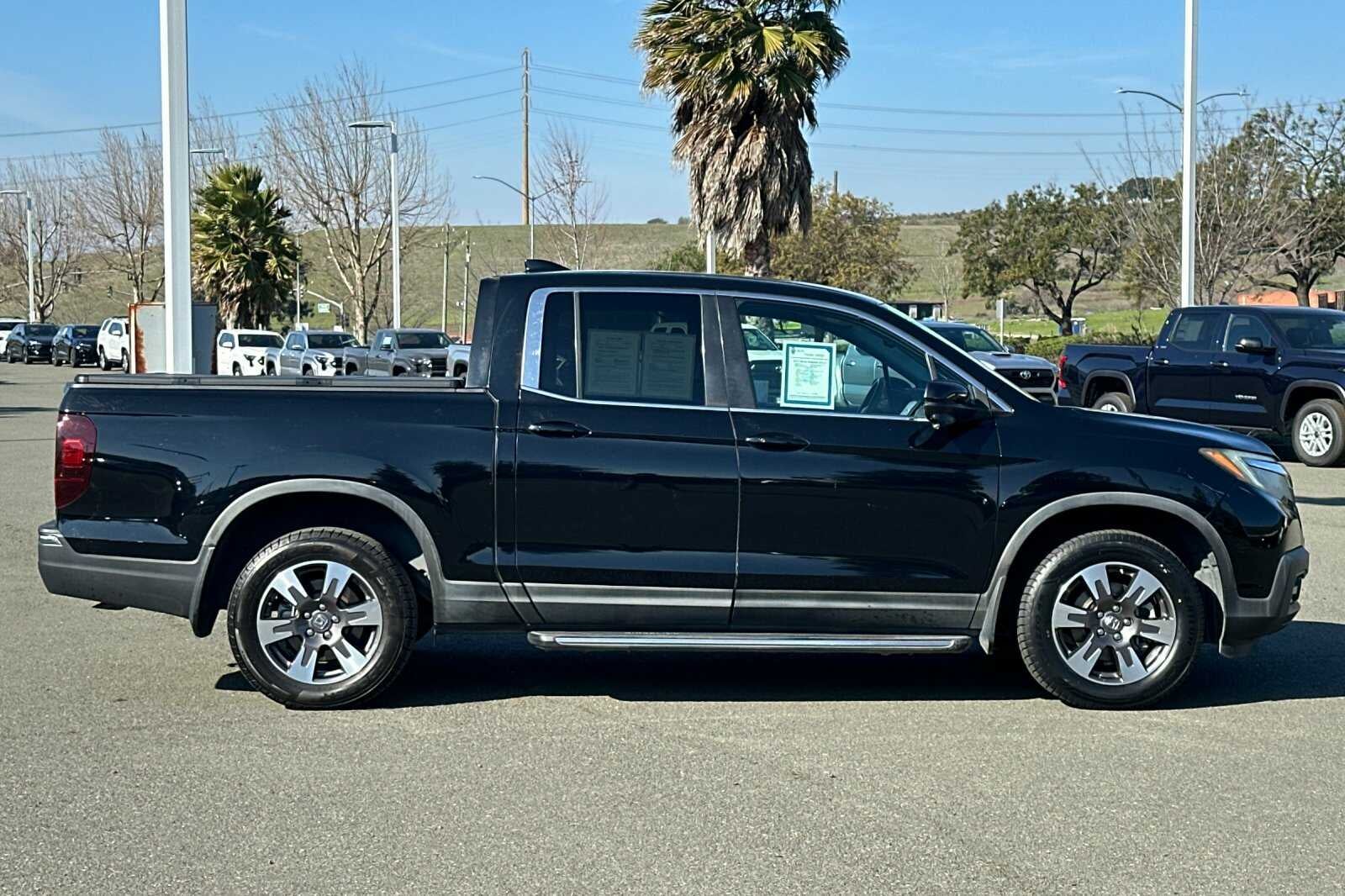 2017 Honda Ridgeline RTL-T
