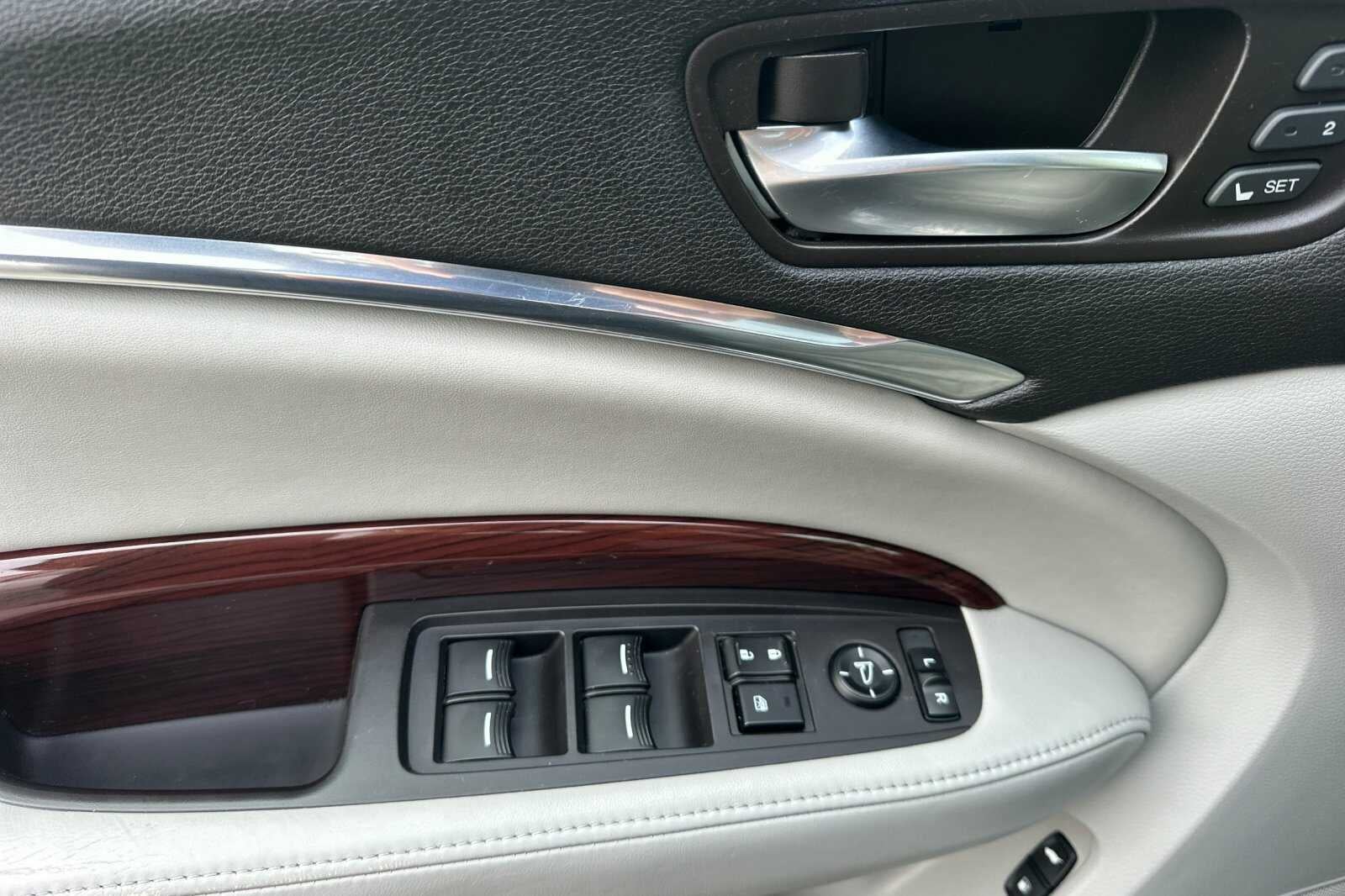 2016 Acura MDX 3.5L 4D Sport Utility