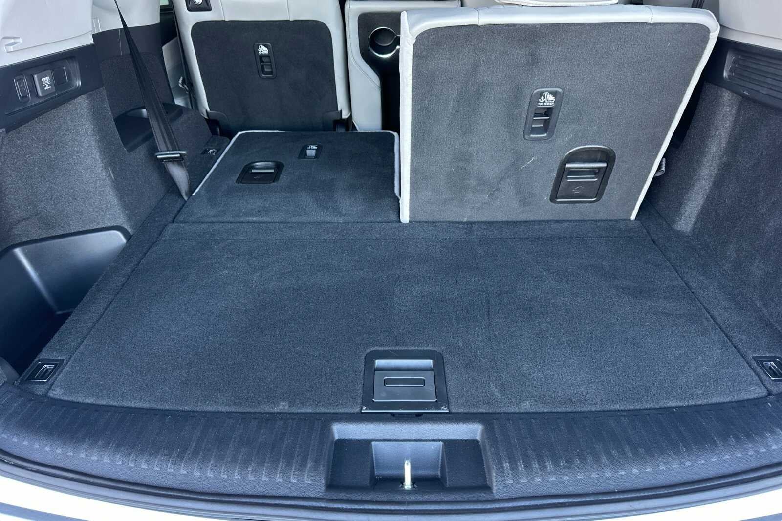 2023 Acura MDX w/Technology Package