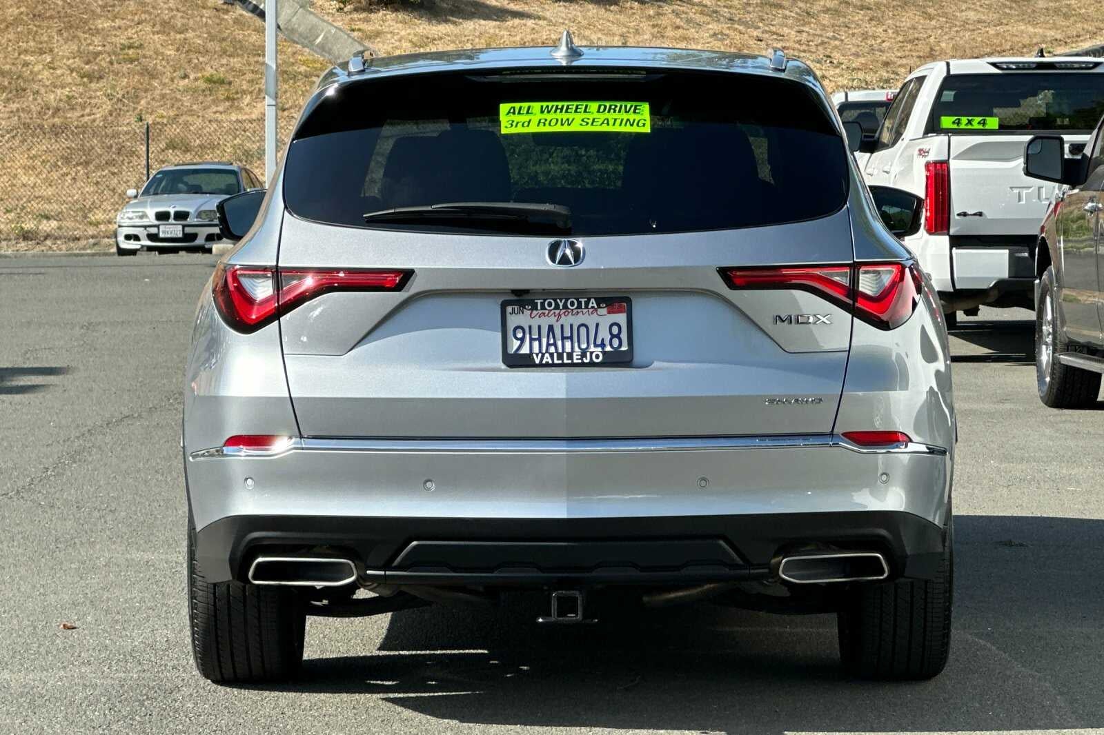2023 Acura MDX w/Technology Package