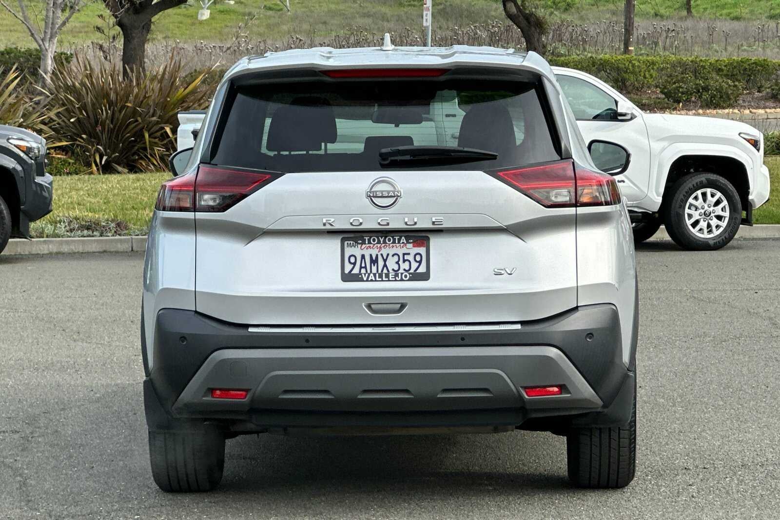 2022 Nissan Rogue SV