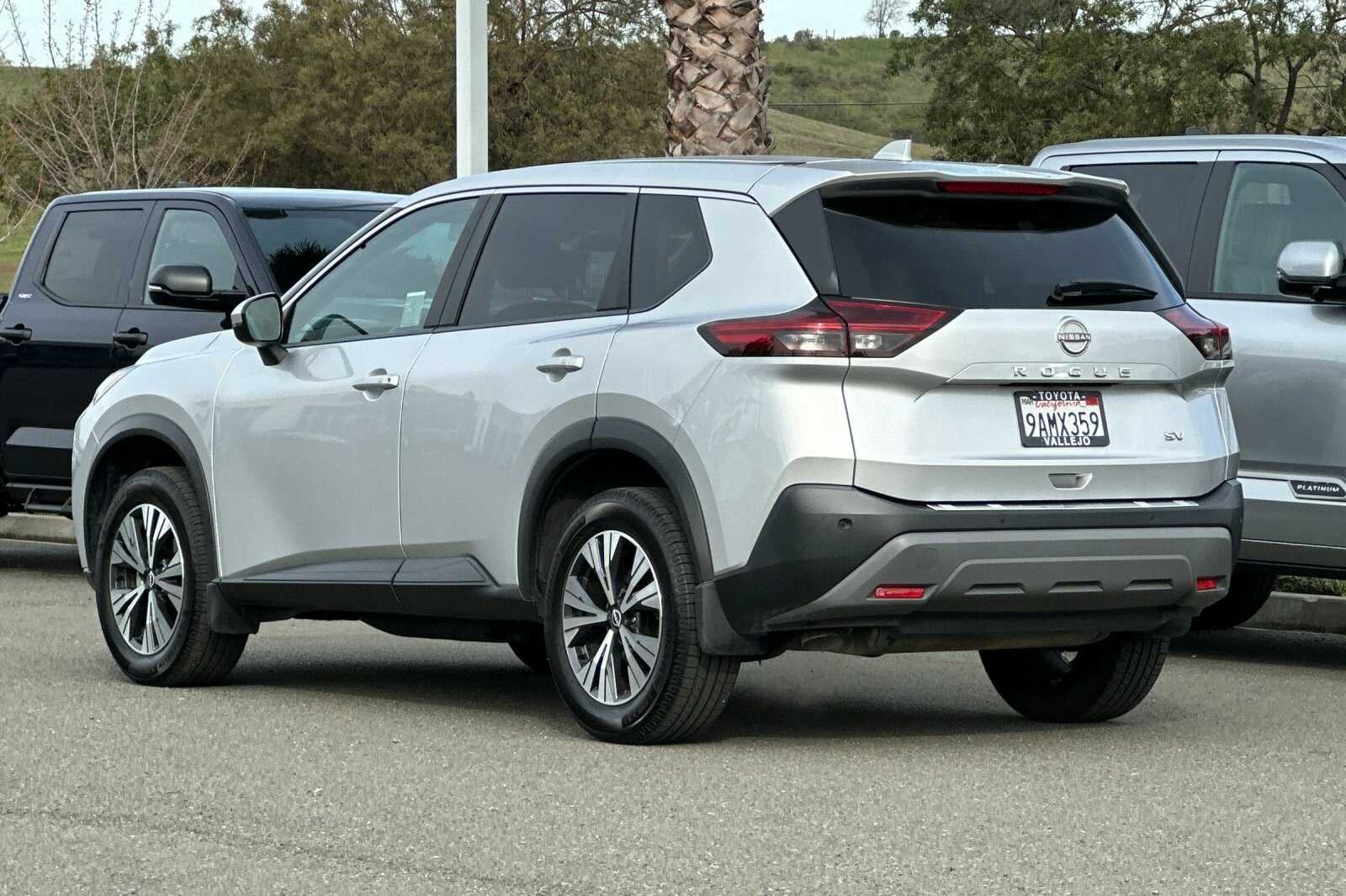 2022 Nissan Rogue SV