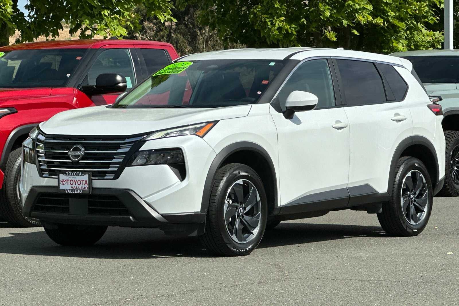 2024 Nissan Rogue SV