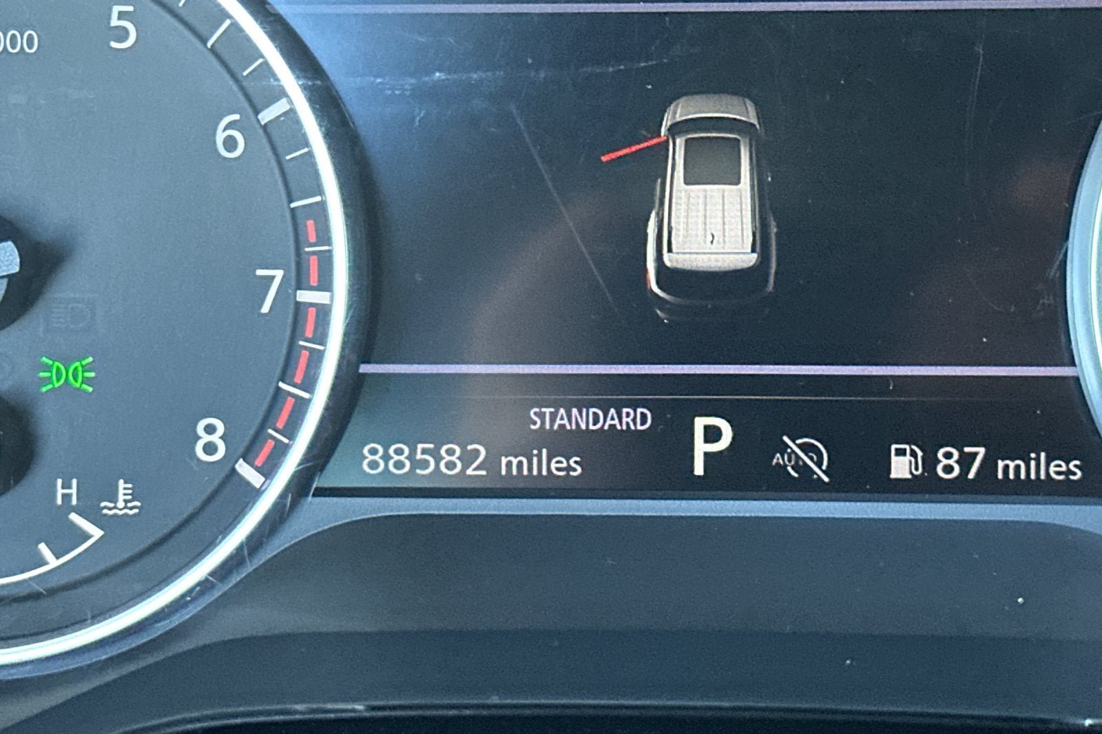 2023 Nissan Pathfinder SV