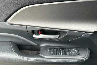 2024 Toyota Grand Highlander XLE 4D Sport Utility