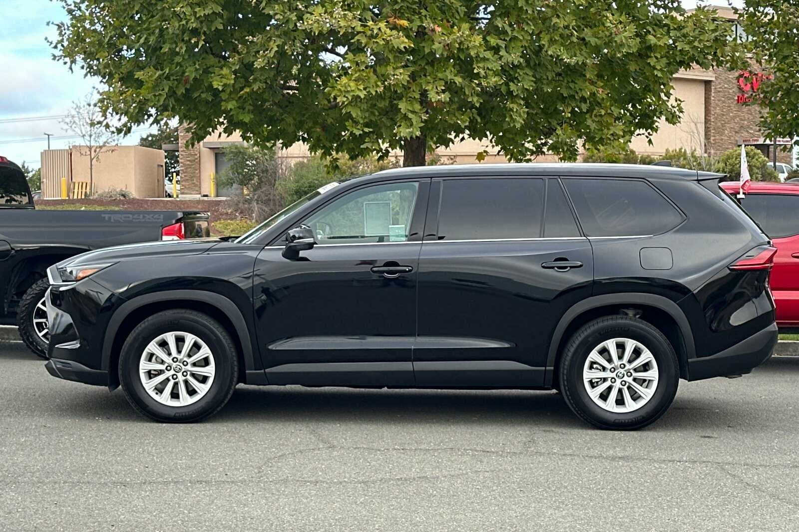 2025 Toyota Grand Highlander XLE 4D Sport Utility