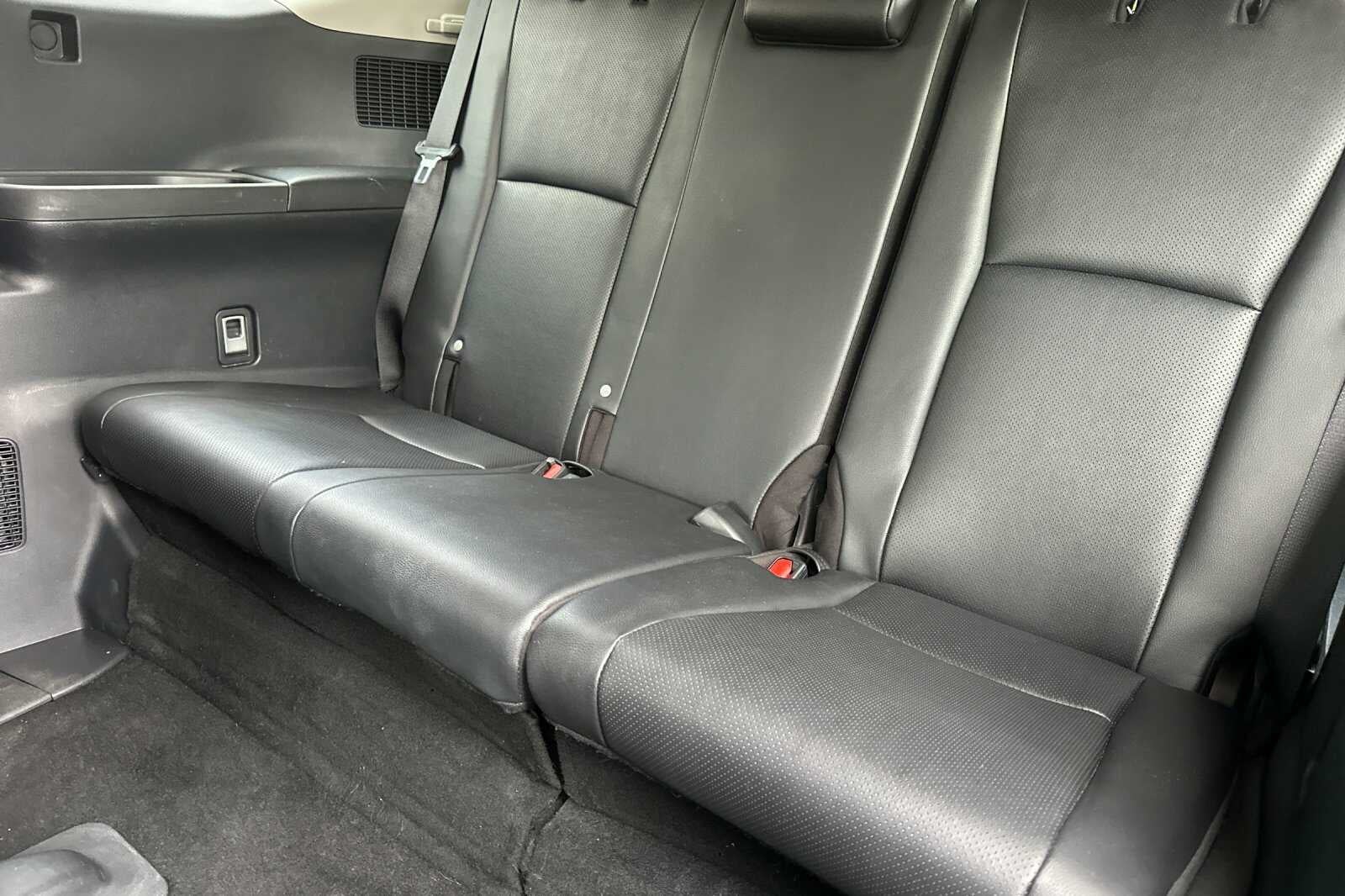 2025 Toyota Grand Highlander XLE 4D Sport Utility