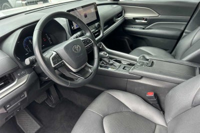 2025 Toyota Grand Highlander XLE 4D Sport Utility