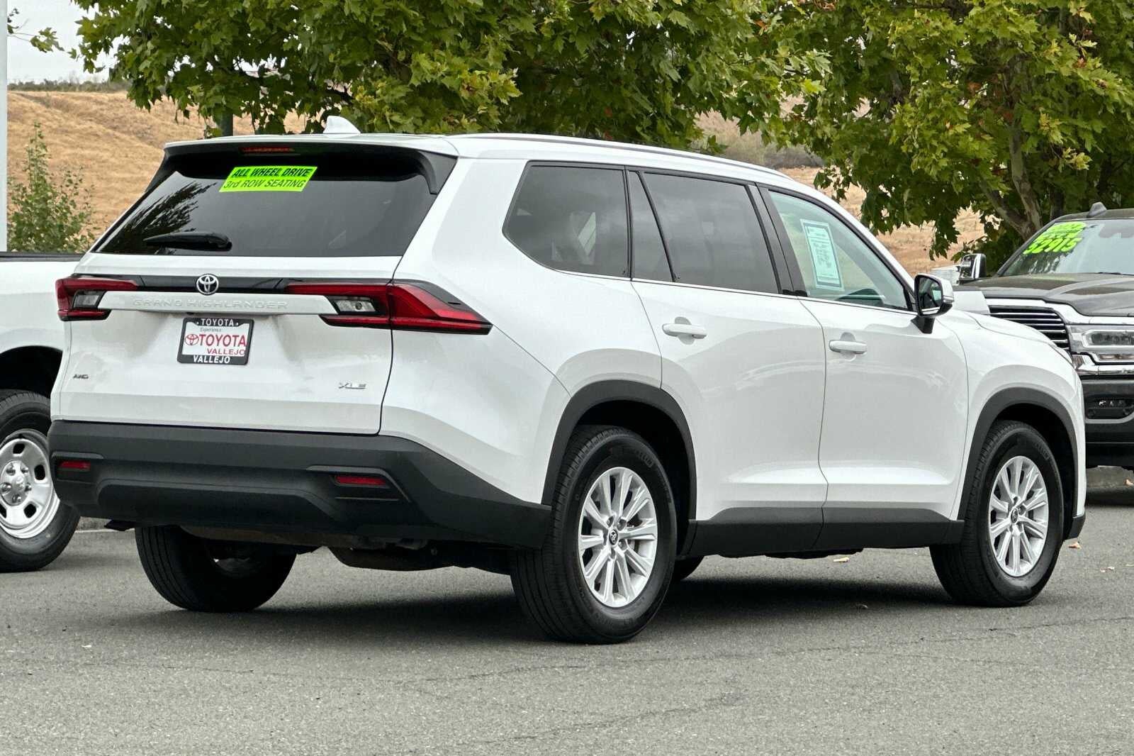 2025 Toyota Grand Highlander XLE 4D Sport Utility