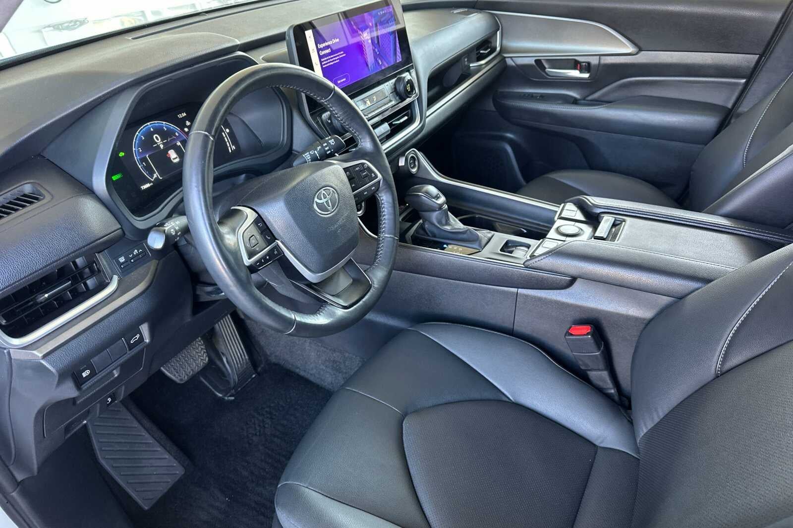 2024 Toyota Grand Highlander Hybrid XLE 4D Sport Utility