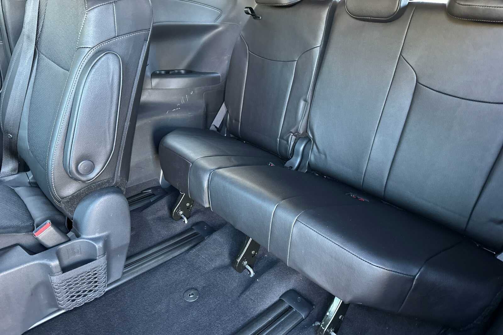 2025 Toyota Sienna Platinum