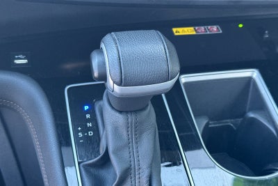 2025 Toyota Sienna Platinum