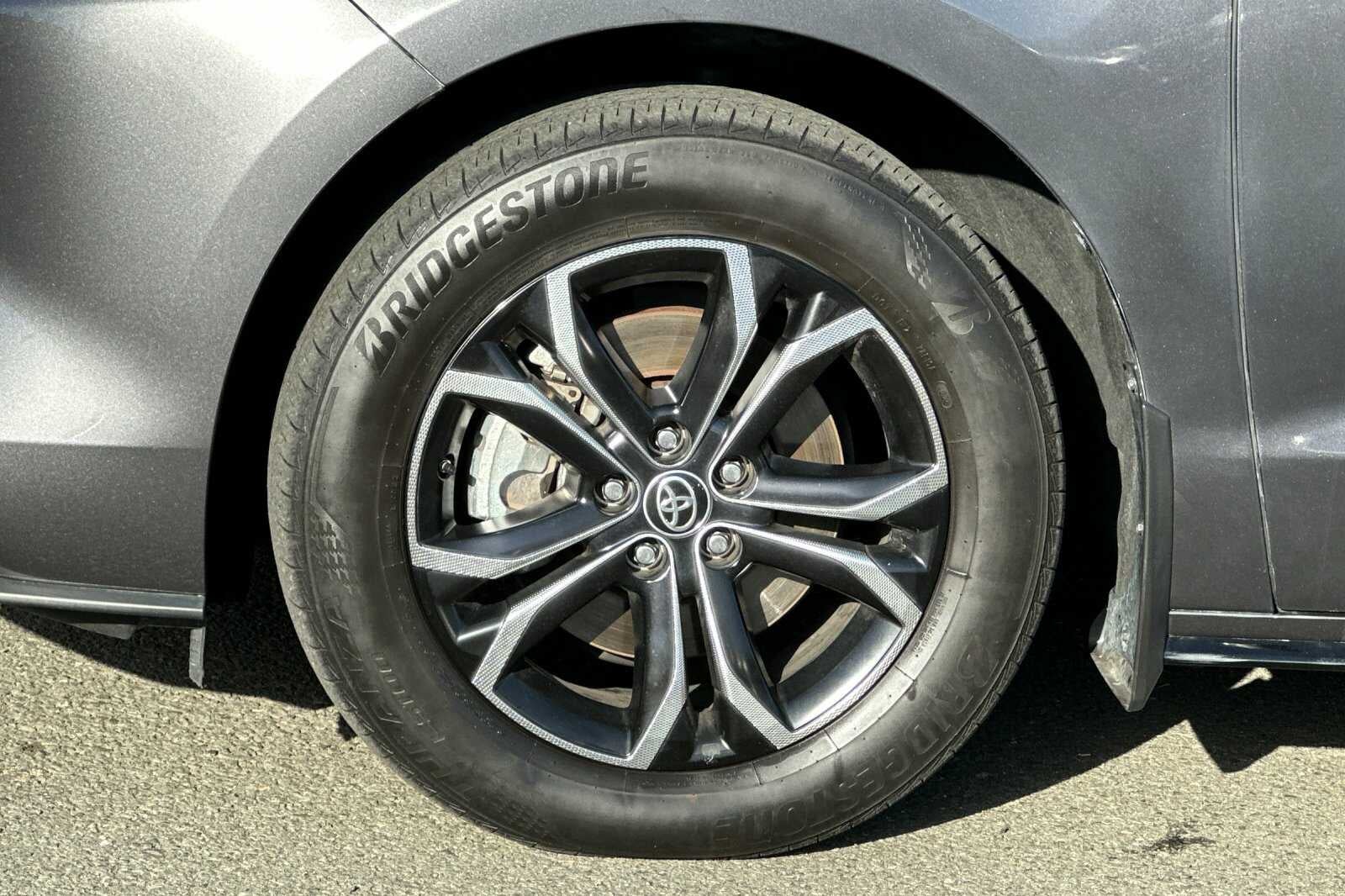 2025 Toyota Sienna Platinum