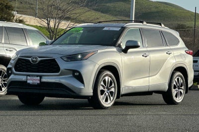 2022 Toyota Highlander XLE