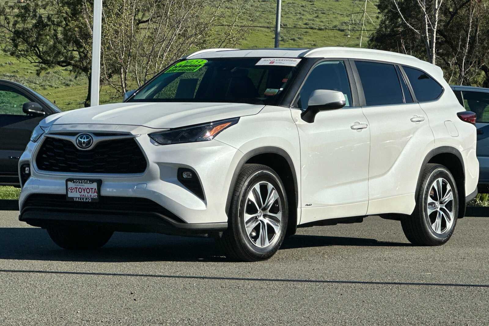 2023 Toyota Highlander Hybrid XLE 4D Sport Utility